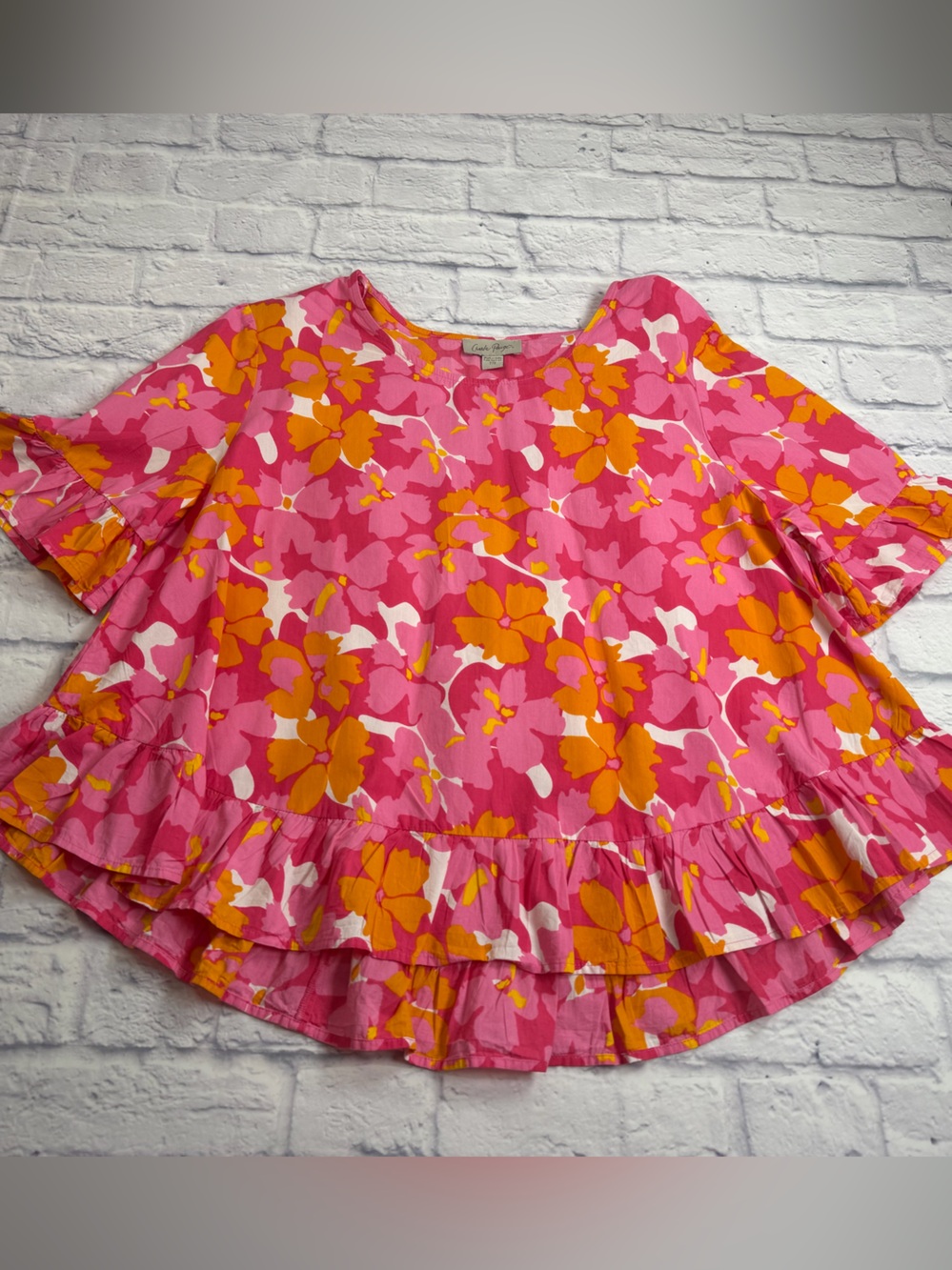 Charlie Paige Pink and Orange Floral Ruffle Top. Size Large.